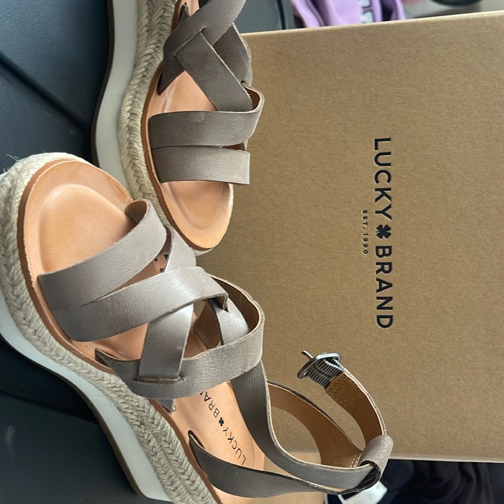 Youth Lucky Brand Flint Grey wedge sandals